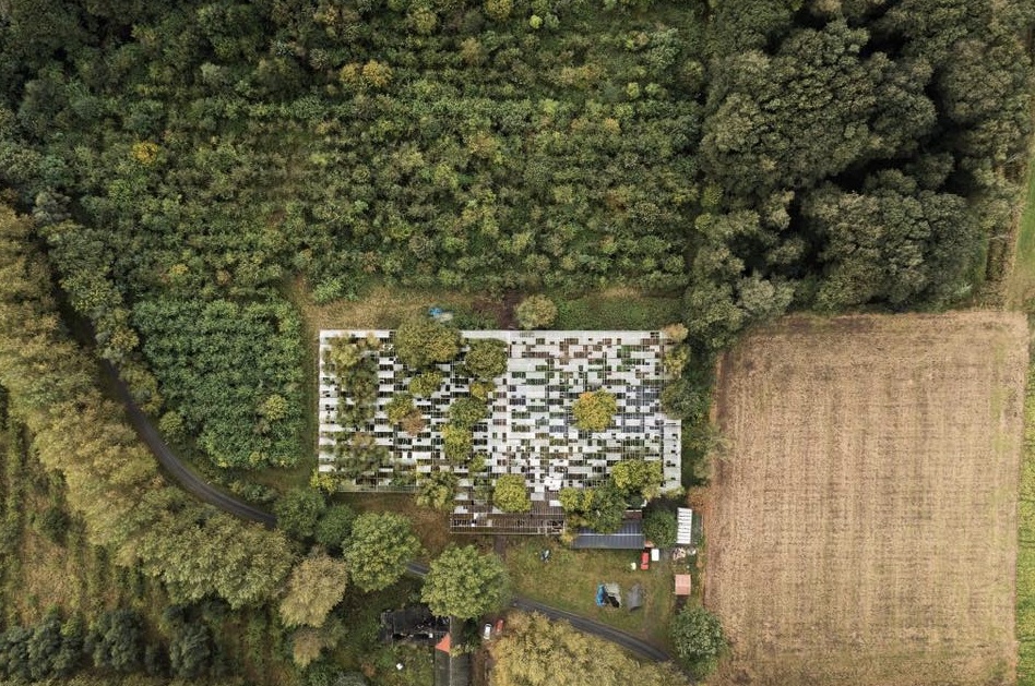 Flygbild över växthuset i Förna